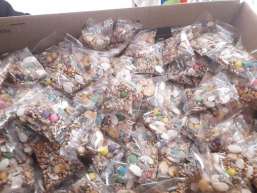 جماعة "أزلاف" تعيش يوما ثقافيا وفنيا على وقع احتفالات السنة الأمازيغية وسط الدعوة لـإقرارها عيدا وطنيا جماعة "أزلاف" تعيش يوما ثقافيا وفنيا على وقع احتفالات السنة الأمازيغية وسط الدعوة لـإقرارها عيدا وطنيا