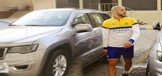 إدارة نادي النصر السعودي تمنح صانع ألعاب الفريق "نور الدين أمرابط" سيارة فاخرة إدارة نادي النصر السعودي تمنح صانع ألعاب الفريق "نور الدين أمرابط" سيارة فاخرة