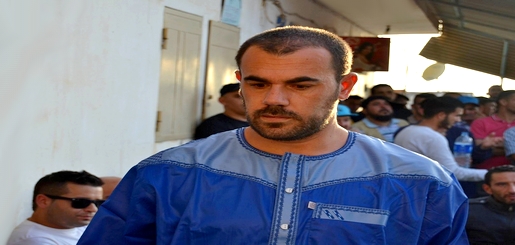 نقل الزفزافي إلى المستشفى ورفاقه يعلنون "العصيان" ومندوبية السجون تخرج ببلاغ عاجل نقل الزفزافي إلى المستشفى ورفاقه يعلنون "العصيان" ومندوبية السجون تخرج ببلاغ عاجل
