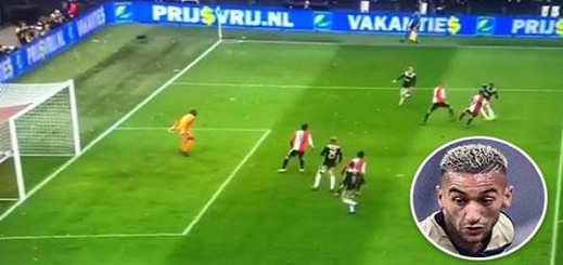 بالفيديو.. اللاعب الريفي زياش يسجل في مرمى فينورد من تسديدة قوية لا ترد بالفيديو.. اللاعب الريفي زياش يسجل في مرمى فينورد من تسديدة قوية لا ترد
