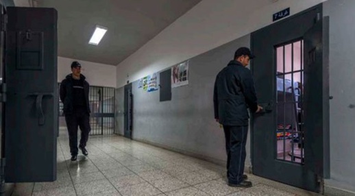 إدارة عكاشة تنفي إصابة الزفزافي بالجلطة الدماغية.. والمرض خلل خلقي طفيف إدارة عكاشة تنفي إصابة الزفزافي بالجلطة الدماغية.. والمرض خلل خلقي طفيف