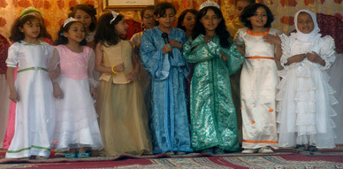 مجموعة المدارس المغرب العربي بالدريوش تحتفل باليوم العالمي للطفولة مجموعة المدارس المغرب العربي بالدريوش تحتفل باليوم العالمي للطفولة