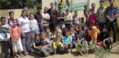 جمعية لعري للتنمية و التضامن تنظم حملة تحسيسية بأهمية الحفاظ على البيئة بفرعية أيت عيسى بتمسمان جمعية لعري للتنمية و التضامن تنظم حملة تحسيسية بأهمية الحفاظ على البيئة بفرعية أيت عيسى بتمسمان