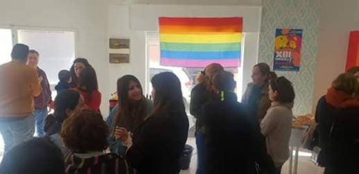 مثير.. "المثليون والسحاقيات والمتحولون" يعلنون عن افتتاح أول مركز لهم بمليلية المحتلة مثير.. "المثليون والسحاقيات والمتحولون" يعلنون عن افتتاح أول مركز لهم بمليلية المحتلة