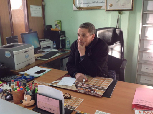 تبليط ساحة مدرسة البكري محور اجتماع لجمعية الآباء والأمهات قبيل البدء في الأشغال تبليط ساحة مدرسة البكري محور اجتماع لجمعية الآباء والأمهات قبيل البدء في الأشغال