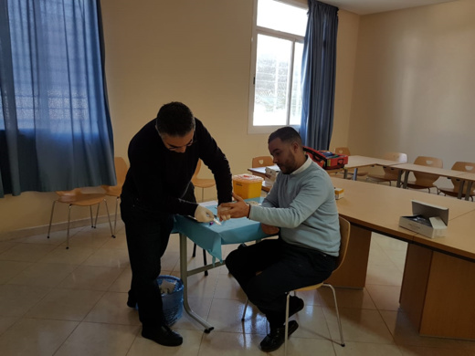 استفادة حوالي 50 مواطنا من حملة الكشف والتحسيس عن مرض السيدا بالناظور استفادة حوالي 50 مواطنا من حملة الكشف والتحسيس عن مرض السيدا بالناظور