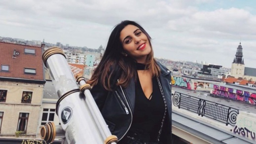 الشرطة البلجيكية تحتجز طالبة مغربية في مطار بروكسيل بعد اتهامها بمحاولة الحريك الشرطة البلجيكية تحتجز طالبة مغربية في مطار بروكسيل بعد اتهامها بمحاولة الحريك