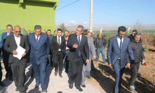 وزارة أخنوش تستثمر 7.7 مليار درهم على مخططها الفلاحي بجهة الشرق وزارة أخنوش تستثمر 7.7 مليار درهم على مخططها الفلاحي بجهة الشرق