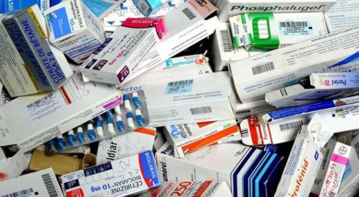 شبكات إجرامية تغرق الاسواق المغربية بالأدوية الجزائرية المسرطنة شبكات إجرامية تغرق الاسواق المغربية بالأدوية الجزائرية المسرطنة