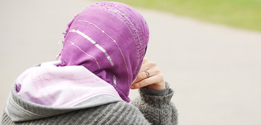 ألمانيا.. اعتداء عنصري على 3 محجبات في برلين ألمانيا.. اعتداء عنصري على 3 محجبات في برلين