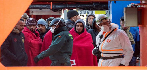 البحرية الاسبانية تعترض قاربا للهجرة السرية على متنه 10 مغاربة