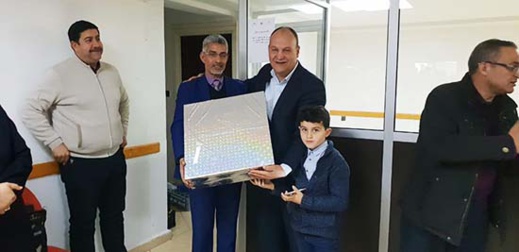 موظفو مديرية الضرائب بالناظور يكرمون زميلهم حسن بوشتة بمناسبة ترقيته رئيسا لهذه المصلحة الجهوية موظفو مديرية الضرائب بالناظور يكرمون زميلهم حسن بوشتة بمناسبة ترقيته رئيسا لهذه المصلحة الجهوية