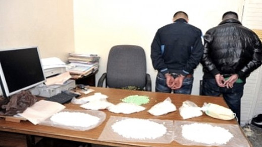 اعتقال ناظوريين بحوزتهما كمية كبيرة من الكوكايين بالطريق السيار اعتقال ناظوريين بحوزتهما كمية كبيرة من الكوكايين بالطريق السيار