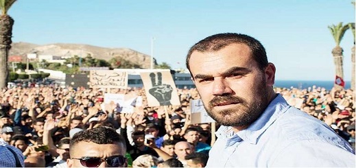 الزفزافي يشكر مؤثثي مسيرة بروكسيل: حناجركم انتصرت على قفل زنزانتي حيث العدم الذي تبدد بصياحكم الزفزافي يشكر مؤثثي مسيرة بروكسيل: حناجركم انتصرت على قفل زنزانتي حيث العدم الذي تبدد بصياحكم