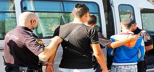 الأمم المتحدة تنصف قاصرا مغربيا طردته سلطات مليلية المحتلة وتطالب بتعويضه على الضرر الأمم المتحدة تنصف قاصرا مغربيا طردته سلطات مليلية المحتلة وتطالب بتعويضه على الضرر