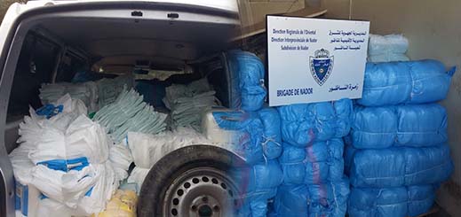 جمارك الناظور تحجز سيارة محملة بحوالي طن ونصف من الأكياس البلاستيكية المهربة
