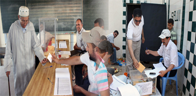 تمسمان : 90 في المئة نسبة المشاركين في الاستفتاء الشعبي على مشروع الدستور الجديد تمسمان : 90 في المئة نسبة المشاركين في الاستفتاء الشعبي على مشروع الدستور الجديد