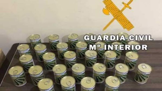 سافر من ميناء بني نصار.. إعتقال مهاجر مغربي في ألميريا عثر بحوزته على بذور الگرعة سافر من ميناء بني نصار.. إعتقال مهاجر مغربي في ألميريا عثر بحوزته على بذور الگرعة