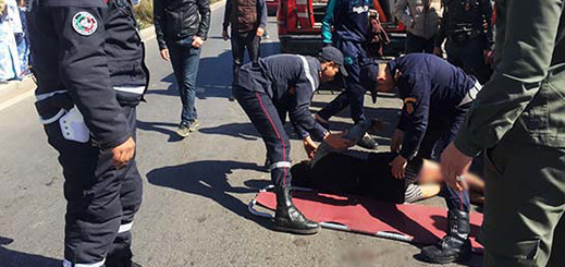 الوقاية المدنية بالناظور تتدخل لإنقاذ شخص غارق في الدماء 