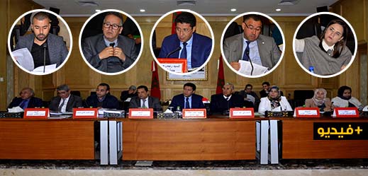 مجلس جهة الشرق يصادق على 38 نقطة تهم الاستثمار والنقل الجوي وفك العزلة والتكوين بدورة مارس العادية
