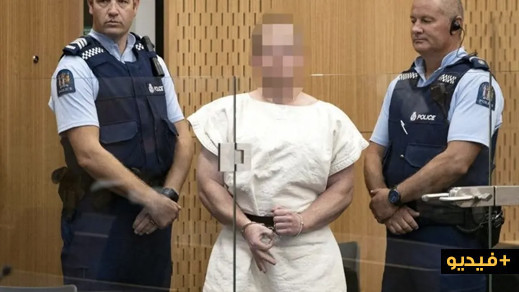 شاهدوا.. مثول إرهابي نيوزيلندا الذي قتل مسلمين داخل المسجد أمام المحكمة