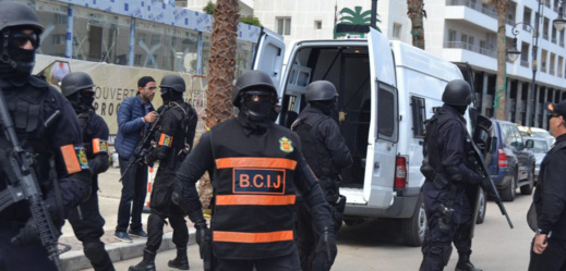 توقيف متدرب في معهد للتكنولوجيا التطبيقية أشاد بالهجوم الإرهابي على مسجدين بنيوزيلندا