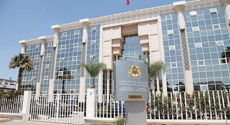 وزارة الاتصال تكشف عدد الصحف الالكترونية التي لاءمت وضعيتها مع مقتضيات قانون الصحافة وزارة الاتصال تكشف عدد الصحف الالكترونية التي لاءمت وضعيتها مع مقتضيات قانون الصحافة