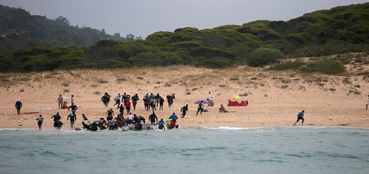 قناة الجزيرة... "الناظور" سوق مربحة لهجرة قاتلة بالمغرب