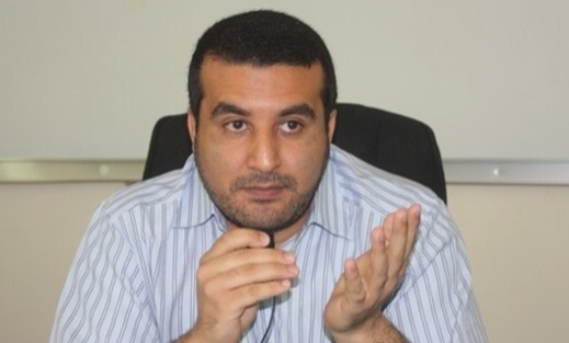 الخياري ينتقد تقرير جمعية حقوق الانسان حول وضعية المهاجرين بالناظور الخياري ينتقد تقرير جمعية حقوق الانسان حول وضعية المهاجرين بالناظور