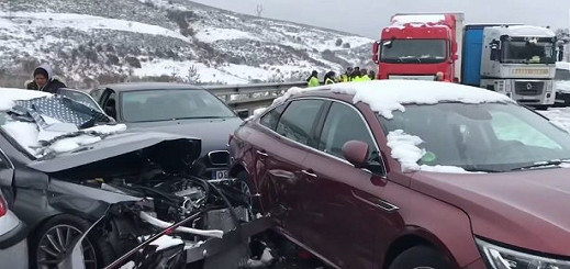 بالفيديو.. تصادم ضخم ضواحي مدريد يسفر عن إصابة 35 شخصا بينهم مغاربة