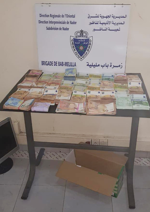 الجمارك تضبط أزيد من 150 ألف أورو لدى مغربي قادم من ثغر مليلية 