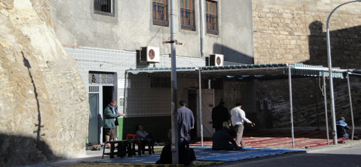 السلطات الاسبانية تسير نحو إغلاق مسجد "المانتيليتي" بمليلية المحتلة