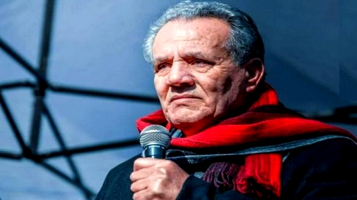 الزفزافي الأب يدعو إلى مسيرة احتجاجية بالحسيمة للإفراج عن معتقلي حراك الريف الزفزافي الأب يدعو إلى مسيرة احتجاجية بالحسيمة للإفراج عن معتقلي حراك الريف