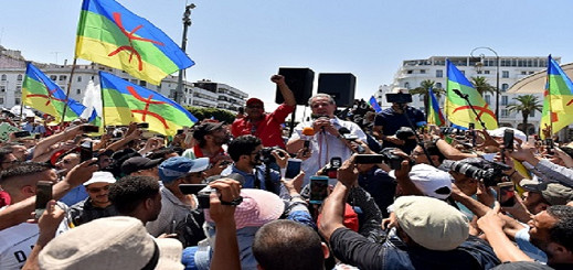 بنيوب: الاحتجاج يشدد من عقوبة معتقلي حراك الريف ولا يخففها بنيوب: الاحتجاج يشدد من عقوبة معتقلي حراك الريف ولا يخففها