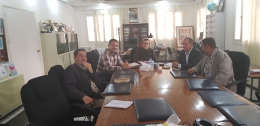 الفيدرالية الوطنية لجمعيات الأباء و الأمهات تعقد لقاء مع المديرة الاقليمية لوزارة التربية الوطنية بالناظور الفيدرالية الوطنية لجمعيات الأباء و الأمهات تعقد لقاء مع المديرة الاقليمية لوزارة التربية الوطنية بالناظور