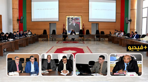 وضعية التموين وعمليات المراقبة والتدابير المتخذة بمناسبة شهر رمضان محور اجتماع بعمالة الدريوش وضعية التموين وعمليات المراقبة والتدابير المتخذة بمناسبة شهر رمضان محور اجتماع بعمالة الدريوش
