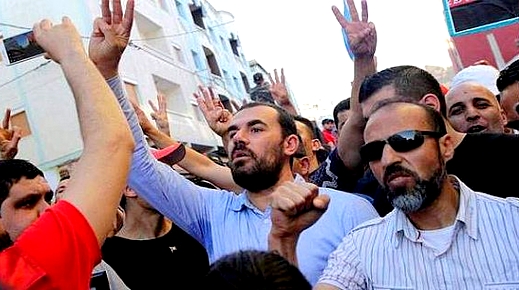 جلول ورفاقه بسجن طنجة يكشفون تفاصيل التفاوض معهم لتعليق إضرابهم عن الطعام جلول ورفاقه بسجن طنجة يكشفون تفاصيل التفاوض معهم لتعليق إضرابهم عن الطعام