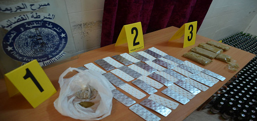الناظور.. إعتقال شخصين يحملان كميات مهمة من المخدرات في عمليتين متفرقتين