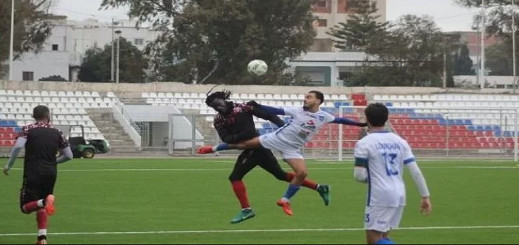 بالفيديو.. المغرب التطواني يهزم شباب الحسيمي بثنائية ويجمد رصيده عند النقطة 23 في المرتبة الأخيرة بالفيديو.. المغرب التطواني يهزم شباب الحسيمي بثنائية ويجمد رصيده عند النقطة 23 في المرتبة الأخيرة