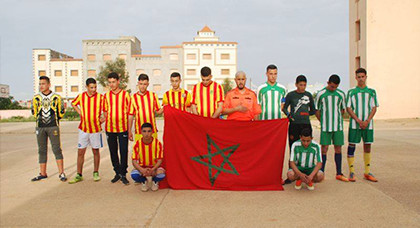 دار الكبداني تعيش على وقع دوري كروي يختتم بحفل تكريمي لفعاليات رياضية وجمعوية وإعلامية دار الكبداني تعيش على وقع دوري كروي يختتم بحفل تكريمي لفعاليات رياضية وجمعوية وإعلامية