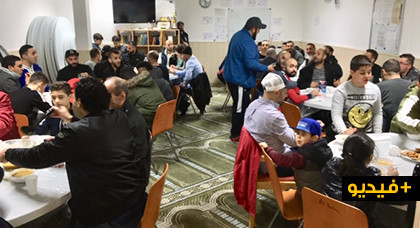 حفل إفطار جماعي بمسجد السلام بفرانكفورت حفل إفطار جماعي بمسجد السلام بفرانكفورت