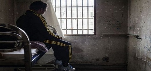 خلاف حول فتاة يدفع طالبا مغربيا لقتل زميله.. والمتهم يواجه الإعدام خلاف حول فتاة يدفع طالبا مغربيا لقتل زميله.. والمتهم يواجه الإعدام