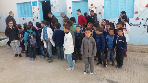تفاصيل مرسوم جديد يمنح التلاميذ في العالم القروي منحة يومية قدرها درهمان