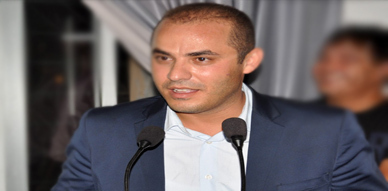 مؤشرات قوية تصب في منح سليمان أزواغ بلائحة الشباب مقعد برلماني خامس لإقليم الناظور مؤشرات قوية تصب في منح سليمان أزواغ بلائحة الشباب مقعد برلماني خامس لإقليم الناظور