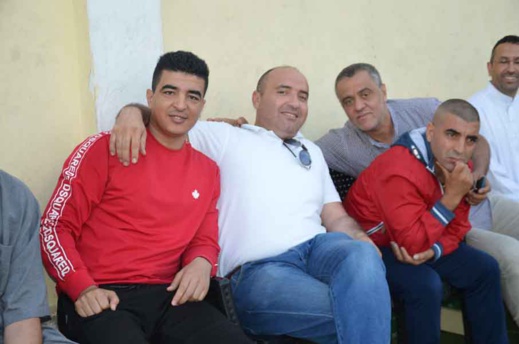 اسدال الستار على دوري جمعية شباب الخير بمباراة جمعية بين فريق “القيسرية ” وكفى مخدرات اسدال الستار على دوري جمعية شباب الخير بمباراة جمعية بين فريق “القيسرية ” وكفى مخدرات