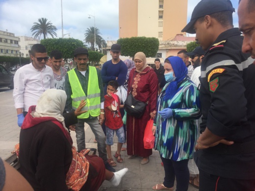نشطاء يطلقون نداء لإنقاذ متشردة بالناظور تعاني من التدويد الجلدي والتعفنات نشطاء يطلقون نداء لإنقاذ متشردة بالناظور تعاني من التدويد الجلدي والتعفنات