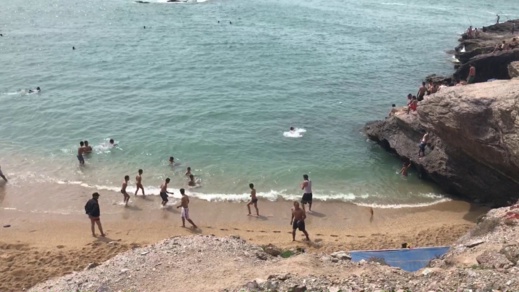 استنفار بشاطئ أمجاو بحثا عن شاب من الناظور اختفى في عرض البحر استنفار بشاطئ أمجاو بحثا عن شاب من الناظور اختفى في عرض البحر