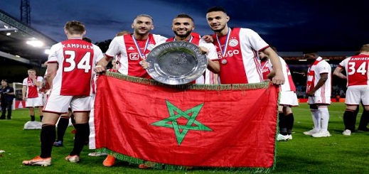 مصير اللاعب الناظوري "زكرياء لبيض" معلق مع أجاكس ومرهون برحيل زياش