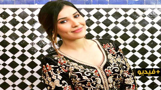 تتويج سليلة الناظور زهرة بوملك وصيفة أولى لملكة مهرجان حب الملوك بمدينة صفرو تتويج سليلة الناظور زهرة بوملك وصيفة أولى لملكة مهرجان حب الملوك بمدينة صفرو