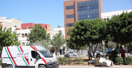 إصابات دامية إثر اشتباك عنيف بين متعاطين للخمور والمخدرات وسط الناظور إصابات دامية إثر اشتباك عنيف بين متعاطين للخمور والمخدرات وسط الناظور